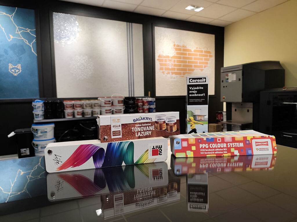 široký výber farieb, omietok